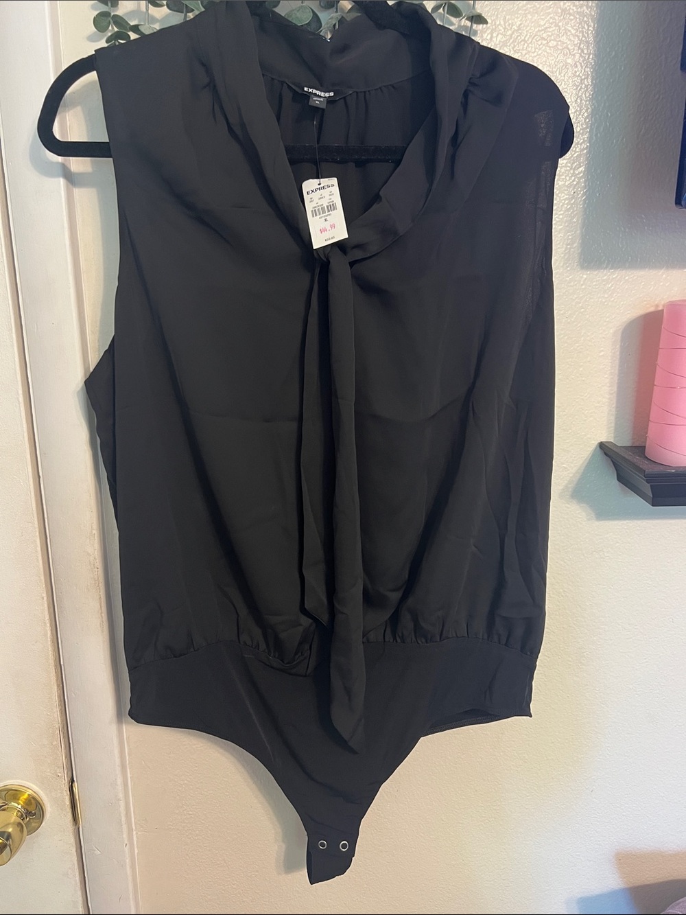Express Sleeveless Black Tie-Neck Blouse Bodysuit size XL NWT